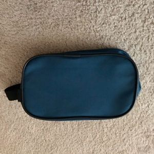 Turquoise toiletry/ cosmetic case